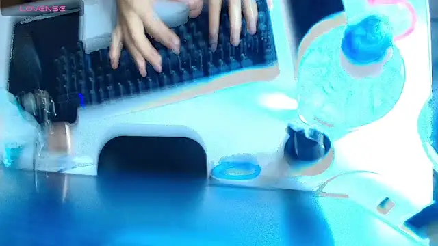 Snapshot of sofia_nova_tf chatting on 02/25/26, 01:21 sofia nova tf online show from 02/25/26, 01:21