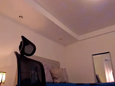 chris morgan7 online show from 04/15/26, 07:58