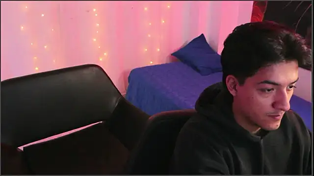 RoseSinsDonViktor online show from 03/11/26, 04:46