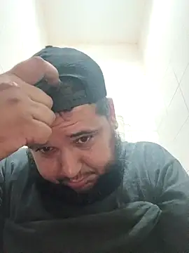 Snapshot of lu123456ch chatting on 02/04/26, 12:22 lu123456ch online show from 02/04/26, 12:22