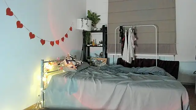 AuraShift online show from 03/21/26, 10:24