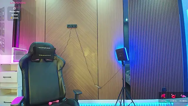 Snapshot of dionlee9 chatting on 02/28/26, 04:30 dionlee9 online show from 02/28/26, 04:30