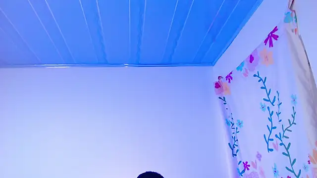 Snapshot of Ariana_Esteban07 chatting on 02/02/26, 12:04 Ariana Esteban07 online show from 02/02/26, 12:04