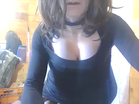 Luanatrav1 online show from 02/22/26, 02:15