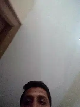 Snapshot of delvin92 chatting on 03/03/26, 03:51 delvin92 online show from 03/03/26, 03:51