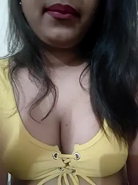 nidhi7180 online show from 02/02/26, 05:44
