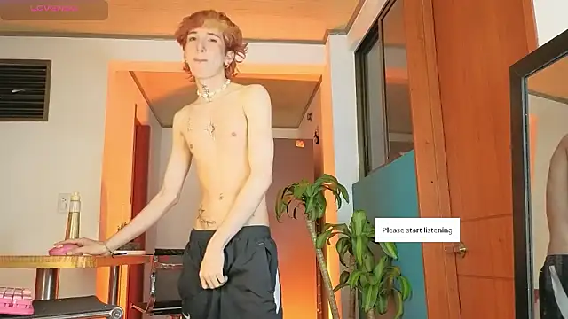 Snapshot of golden_twink_ chatting on 02/24/26, 07:06 golden twink online show from 02/24/26, 07:06