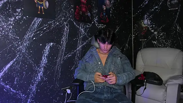 SalvatoreBenford online show from 02/24/26, 09:24