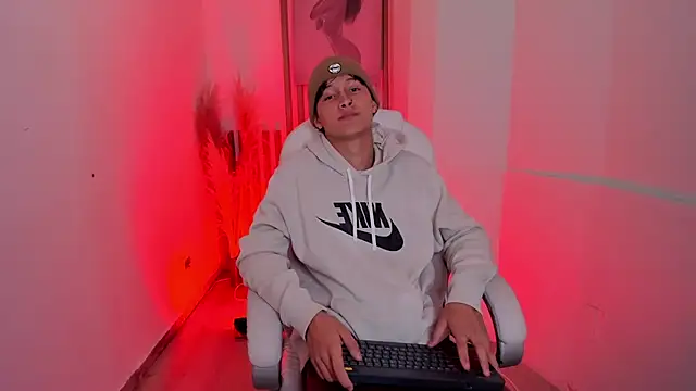 SalvatoreBenford online show from 02/26/26, 08:30