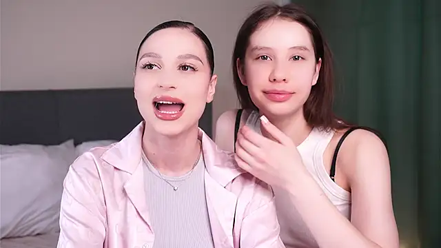 ZofiaSoshnik online show from 02/14/26, 07:05