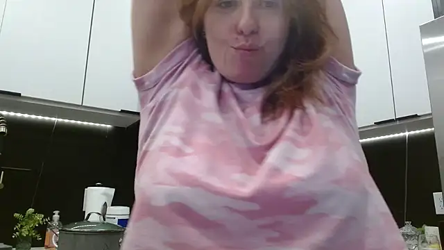 Snapshot of HazelSkyesChat chatting on 05/27/26, 05:10 HazelSkyesChat online show from 05/27/26, 05:10