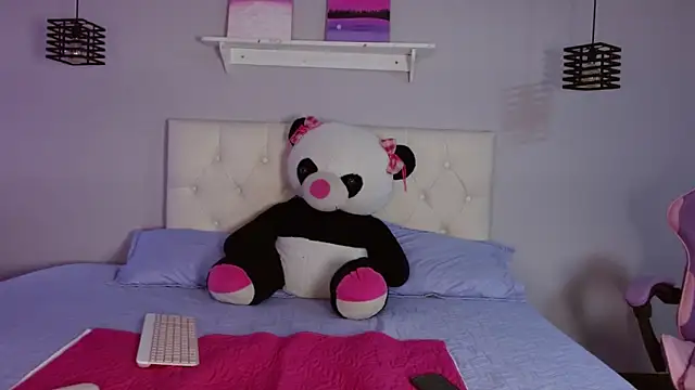 Snapshot of VelvetRosss chatting on 02/25/26, 06:39 VelvetRosss online show from 02/25/26, 06:39