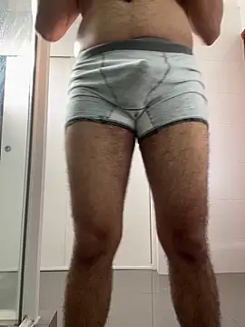 Snapshot of javfran76 chatting on 02/13/26, 10:06 javfran76 online show from 02/13/26, 10:06