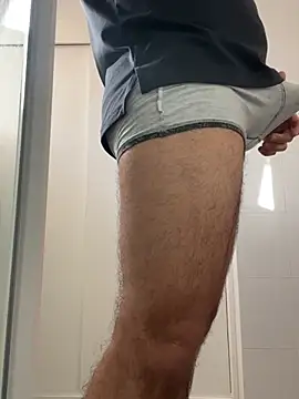 Snapshot of javfran76 chatting on 02/26/26, 10:09 javfran76 online show from 02/26/26, 10:09