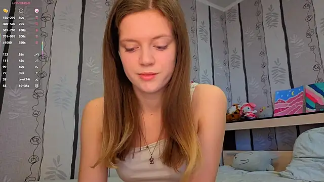 SueFerreyra online show from 04/04/26, 06:11