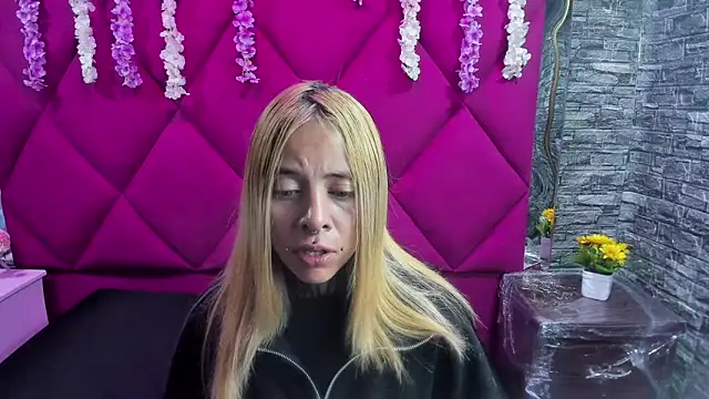 Dakota Angell  online show from 02/14/26, 03:14