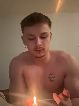 Lucas328706 online show from 02/04/26, 07:47