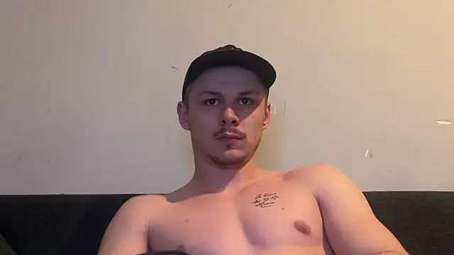 Lucas328706 online show from 03/02/26, 07:54