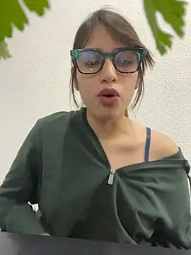 romyamo online show from 02/17/26, 01:57