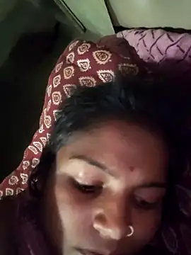 Snapshot of Gungun_thakur chatting on 04/07/26, 04:18 Gungun thakur online show from 04/07/26, 04:18