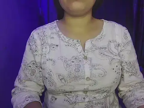 Snapshot of Bold_Beauty_07 chatting on 03/02/26, 06:48 Bold Beauty 07 online show from 03/02/26, 06:48