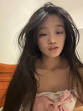 Snapshot of srr6677 chatting on 02/05/26, 01:38 srr6677 online show from 02/05/26, 01:38