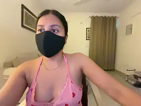 Anna girl22 online show from 05/08/26, 03:17