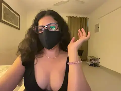 Anna girl22 online show from 05/20/26, 04:13