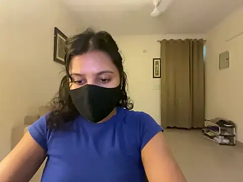 Snapshot of Anna_girl22 chatting on 07/07/26, 04:22 Anna girl22 online show from 07/07/26, 04:22