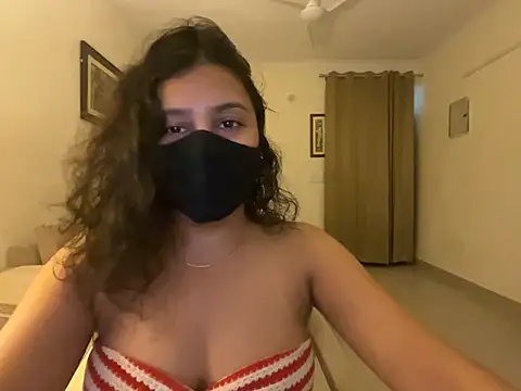 Snapshot of Anna_girl22 chatting on 07/18/26, 07:39 Anna girl22 online show from 07/18/26, 07:39