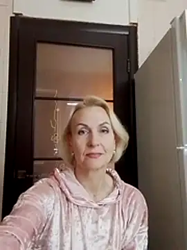 MichelleSolis online show from 02/09/26, 02:43