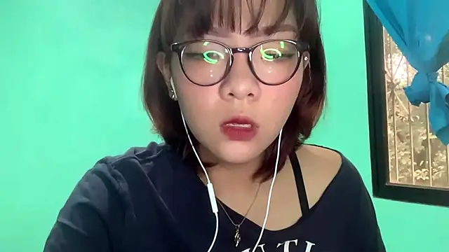 Snapshot of TerisaYellow chatting on 02/06/26, 07:23 TerisaYellow online show from 02/06/26, 07:23