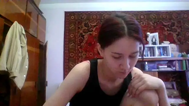 NickiKisinger online show from 03/29/26, 05:07