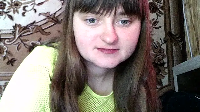 Snapshot of LuckyLust15 chatting on 02/13/26, 10:33 LuckyLust15 online show from 02/13/26, 10:33