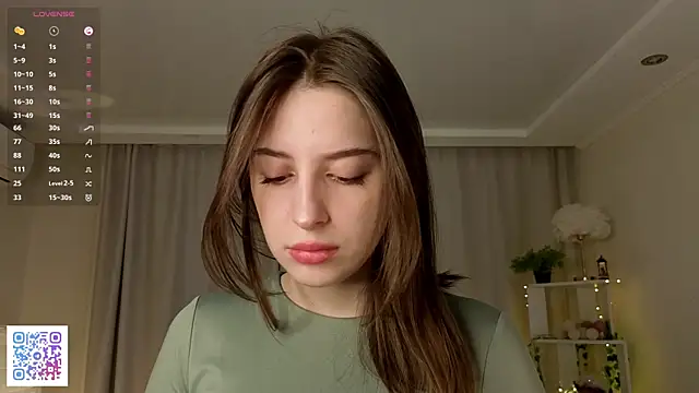 Snapshot of LeanneDinkle chatting on 02/20/26, 04:53 LeanneDinkle online show from 02/20/26, 04:53