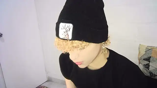 lucke collins22 online show from 03/02/26, 08:10