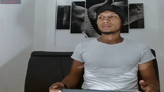 Snapshot of Jeff_Brown77 chatting on 02/19/26, 12:01 Jeff Brown77 online show from 02/19/26, 12:01