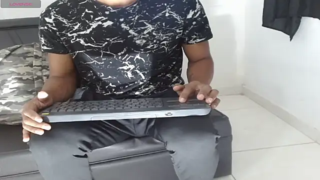 Snapshot of Jeff_Brown77 chatting on 03/03/26, 12:00 Jeff Brown77 online show from 03/03/26, 12:00