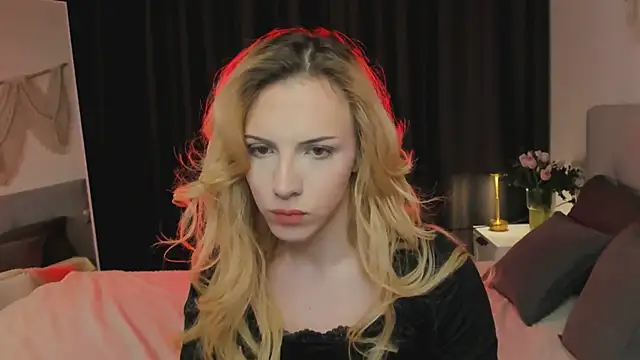 Tiffany  King online show from 04/12/26, 06:07