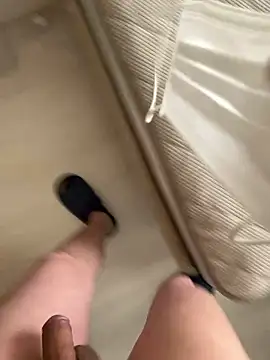 K0U-123 online show from 02/24/26, 02:42