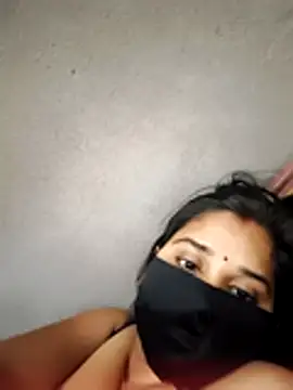 Sexy khushi19 online show from 03/18/26, 09:01