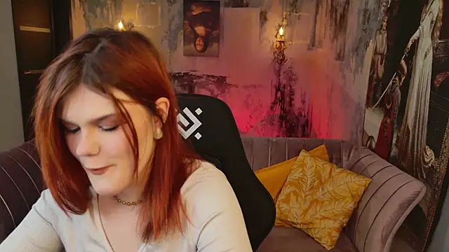 EllieFoxy online show from 02/18/26, 09:44