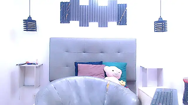 Sophia Valentina online show from 03/01/26, 05:20