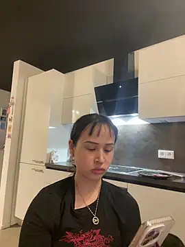 Just-Lilly online show from 04/15/26, 03:35