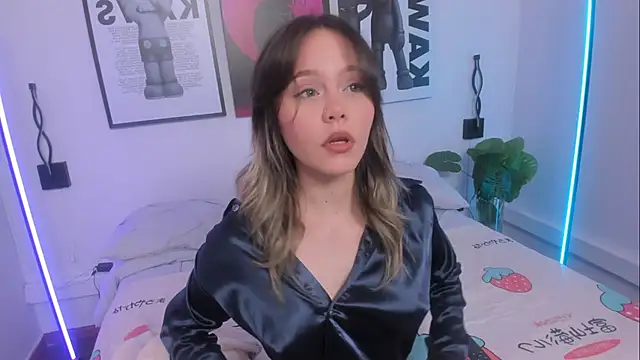 Snapshot of Hey_lucy__ chatting on 02/08/26, 03:26 Hey lucy online show from 02/08/26, 03:26