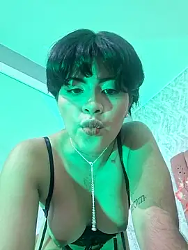 Snapshot of Eva_Monroes chatting on 02/12/26, 03:45 Eva Monroes online show from 02/12/26, 03:45