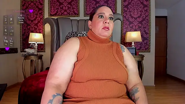 Snapshot of SilvanaBombshell chatting on 03/24/26, 12:21 SilvanaBombshell online show from 03/24/26, 12:21