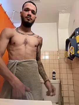 EnanoVerga online show from 02/03/26, 02:22