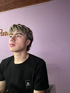 AlexanderCollman2 online show from 04/11/26, 12:37