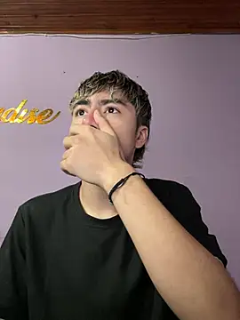 AlexanderCollman2 online show from 04/15/26, 11:27